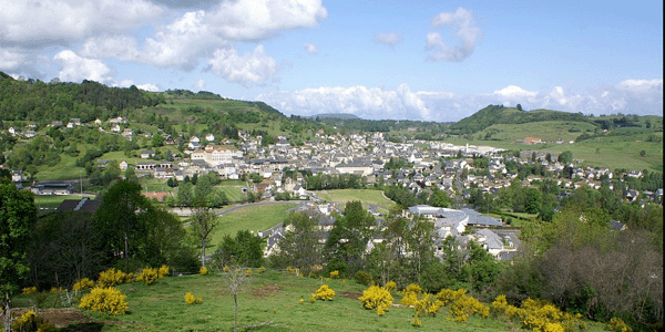 Ville de Riom-ès-Montagnes Auvergne-Rhone-Alpes Cantal 15